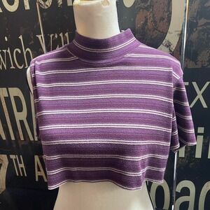Striped‎ crop top size medium